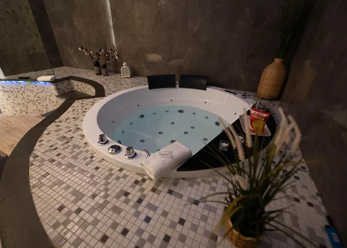 Th Luxury Giardini-Naxos